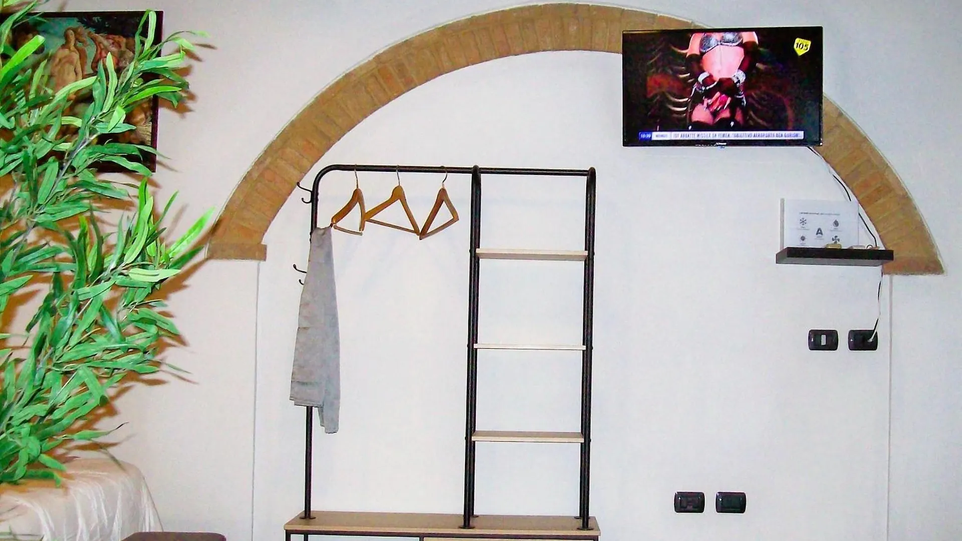 بيت ضيافة فندق La Porta Rossa سان كاشّانو إنْ فال دي بيزا
